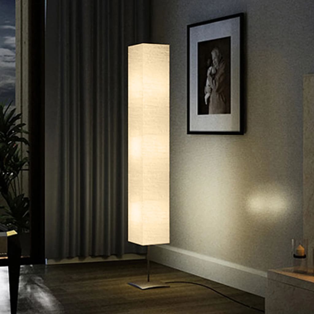 Golvlampa Med Stålstativ