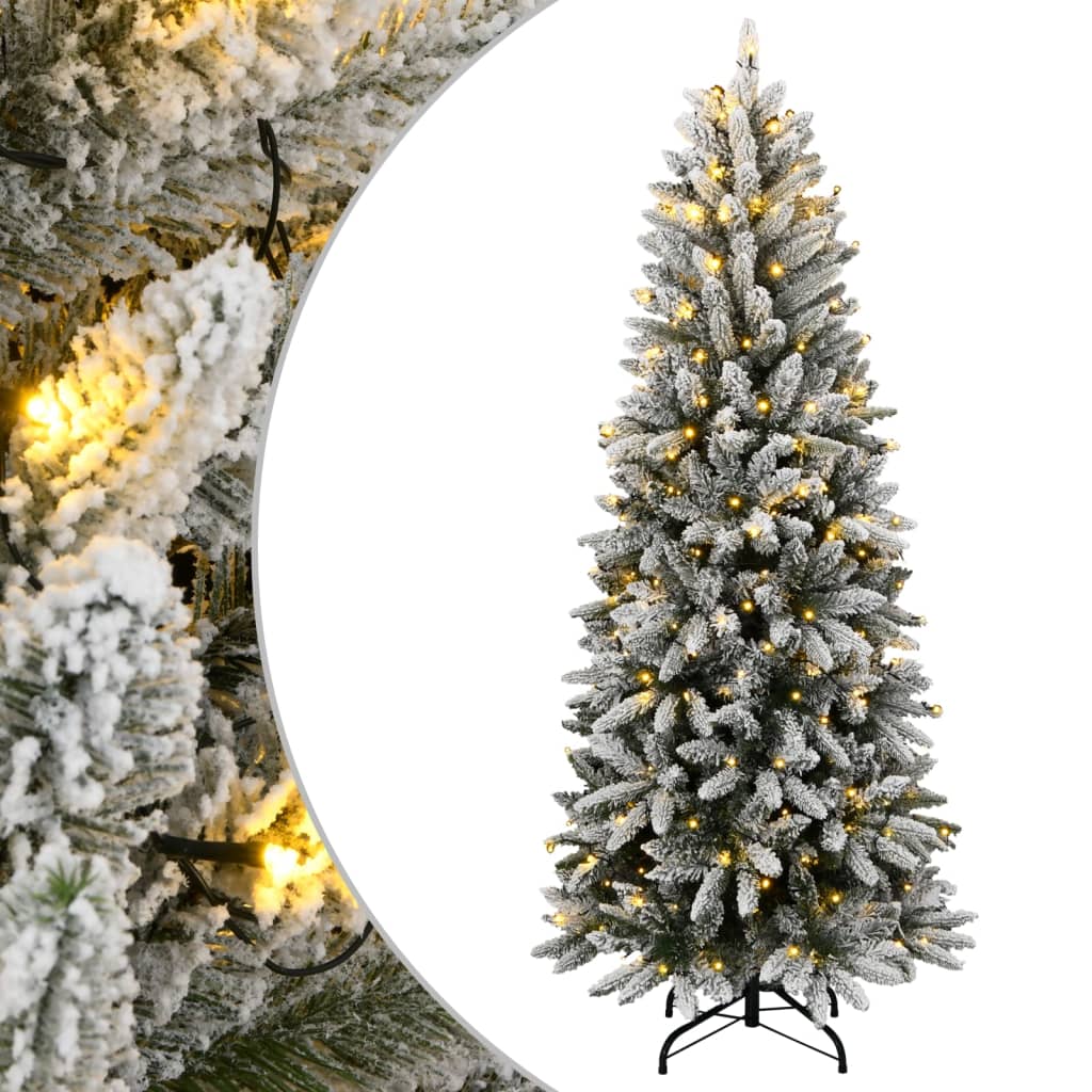 Plastgran med 300 LEDs och snö